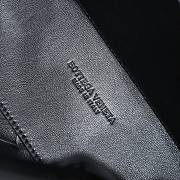 Kitlife Bottega Veneta Andiamo Small Bag Black - 25x22x10.5cm - 5