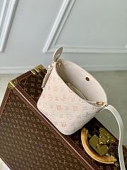 Kitlife Louis Vuitton All In BB Bag Dream Cream M25673 18x12x16cm - 5