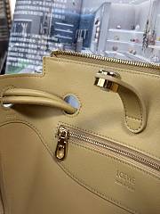 Kitlife Loewe Madrid Small Handbag Yellow 250519 23.5x10x19cm - 2