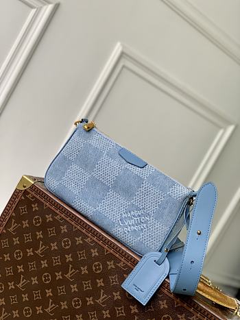 Kitlife Louis Vuittion Pochette Accessories XL Bag Blue Damier Denim N00204 16.5x9x28cm