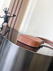 Kitlife Celine Heloise Brown Leather Mobile Phone Bag 10M753 15x19.5x3cm - 5