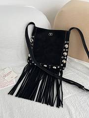 Kitlfie Valentino Garavani Nellcôte Black Suede Tassel Bag 20x20x3cm - 1