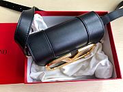 Kitlife Valentino Garavani Maxi Black Calfskin Crossbody Bag 18x7.5x12.5cm - 4