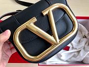Kitlife Valentino Garavani Maxi Black Calfskin Crossbody Bag 18x7.5x12.5cm - 2