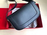 Kitlife Valentino Garavani Maxi Black Calfskin Crossbody Bag 26.5x9x15cm - 6