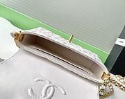 Kitlife Chanel 25SS Flap Bag With Top Handle White 14x20x6cm - 2