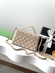 Kitlife Chanel 25SS Flap Bag With Top Handle Beige 14x20x6cm - 3