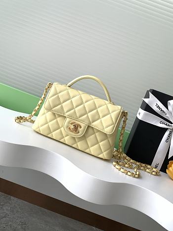 Kitlife Chanel 25SS Flap Bag With Top Handle Light Yellow 14x20x6cm