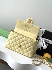 Kitlife Chanel 25SS Flap Bag With Top Handle Light Yellow 14x20x6cm - 2