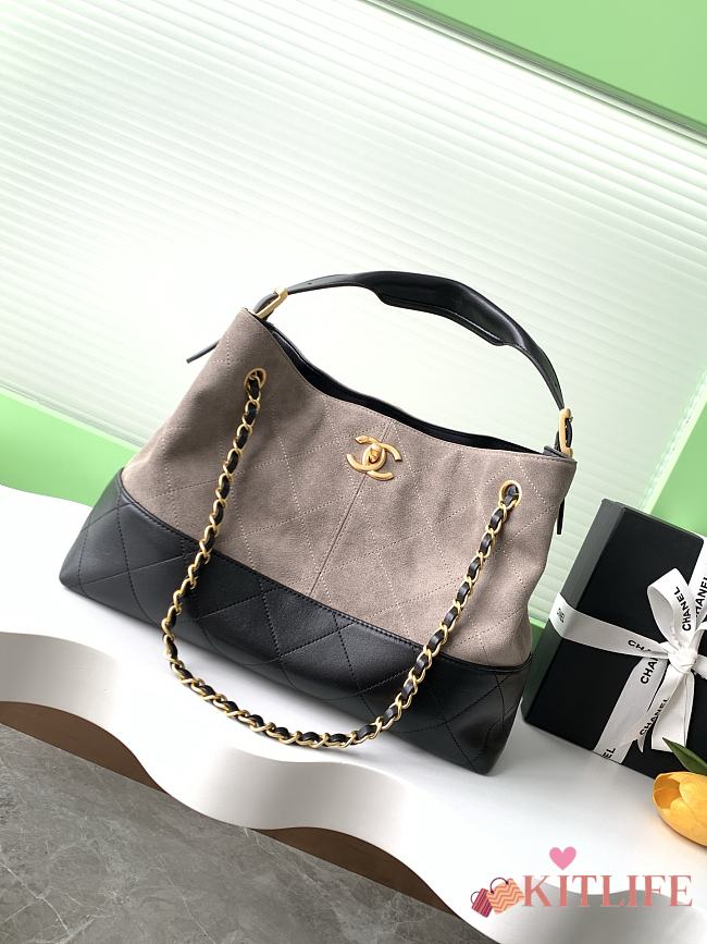 Kitlife Chanel Shopping Bag Grey Suede Calfskin and Black Shiny Lambskin & Gold-Tone Metal 36x24x12cm - 1