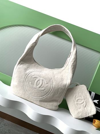 Kitlife Chanel 25 CC Coco Beach Bag Off-White 38x58x20cm