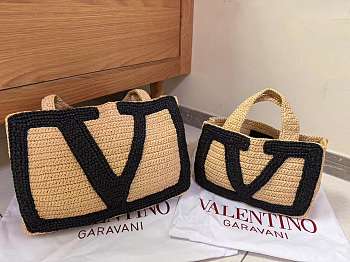 Kitlife Valentino 2025 Garavani Raffia Bag Beige & Black 34x24x9cm