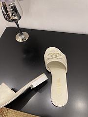 Kitlife Chanel Logo Woven Slippers White - 6