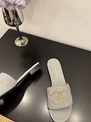 Kitlife Chanel Logo Woven Slippers Grey - 2