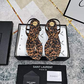 Kitlife Saint Laurent 2025 Logo Buckle Flat Sandals Leopard Printed