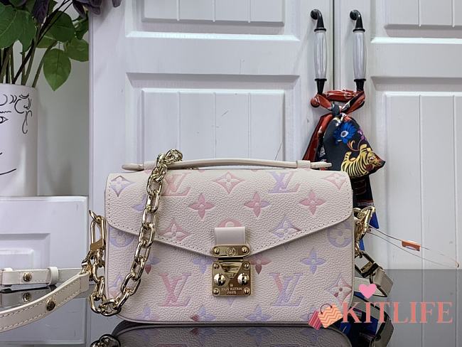 Kitlife Louis Vuitton Pochette Métis East West Bag White and Gradient M25682 21.5x13.5x6cm - 1