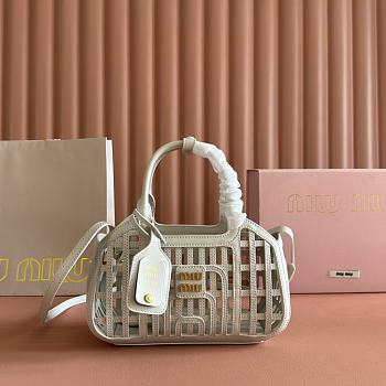 Kitlife Miu Miu White Soft Leather Basket Bag 5BA294 24x12.5x9cm 