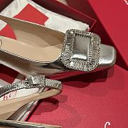 Kitlife Roger Vivier Belle Vivier Slingback Pumps Silver 45mm - 3