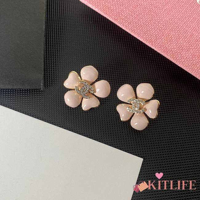 Kitlife Chanel Pink Camellia Letter Earrings - 1