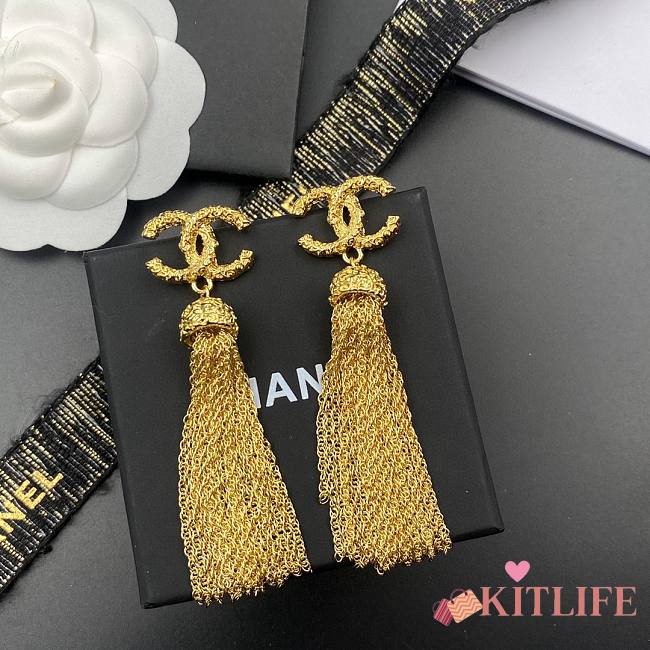 Kitlife Chanel Tassel Long Letter Earrings - 1