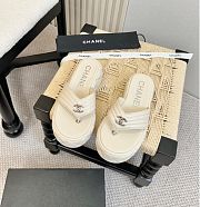 Kitlife Chanel 25C Thick-soled Flip Flops White - 1