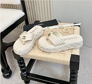 Kitlife Chanel 25C Thick-soled Flip Flops White - 3
