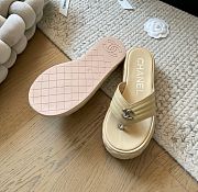 Kitlife Chanel 25C Thick-soled Flip Flops Beige - 5