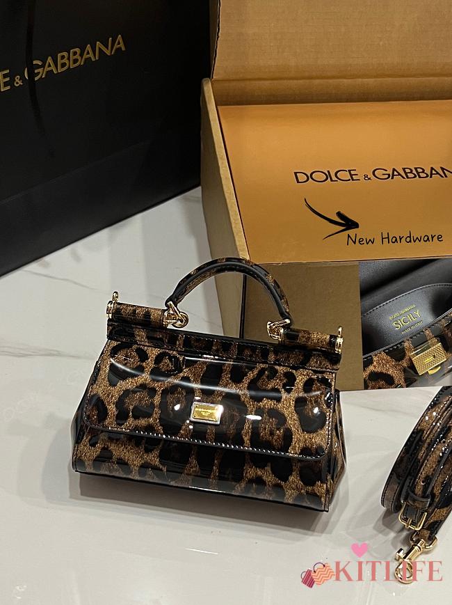 Kitlife Dolce & Gabbana Small Sicily Bag Leopard Printed Patent Leather BB8615 18x11x6cm - 1