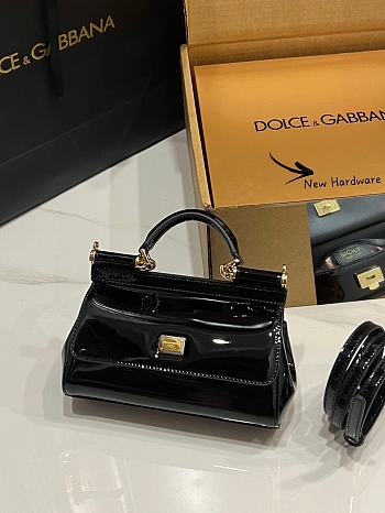 Kitlife Dolce & Gabbana Small Sicily Bag Black Patent Leather BB8615 18x11x6cm