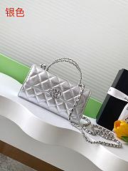 Kitlife Chanel 25S Kelly Top Handle Bag Silver 10x18x4.5cm - 1