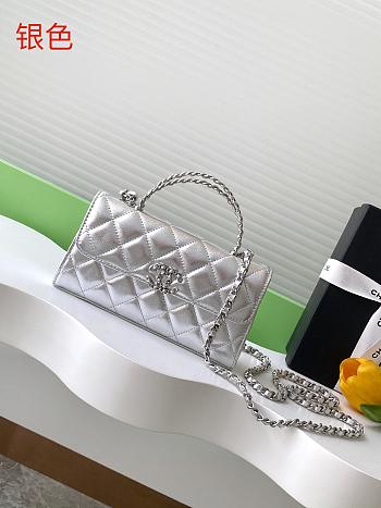 Kitlife Chanel 25S Kelly Top Handle Bag Silver 10x18x4.5cm