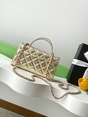 Kitlife Chanel 25S Kelly Top Handle Bag Gold 10x18x4.5cm - 4