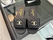 Kitlife Chanel Black CC Logo Turnlock Slides - 1