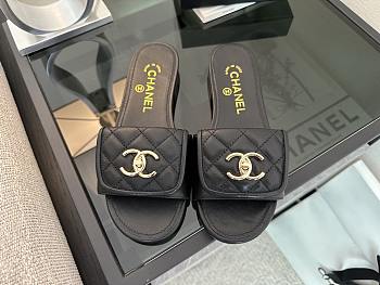 Kitlife Chanel Black CC Logo Turnlock Slides