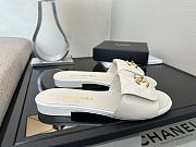 Kitlife Chanel White CC Logo Turnlock Slides - 5