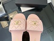 Kitlife Chanel Light Pink CC Logo Turnlock Slides - 5