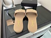 Kitlife Chanel Beige CC Logo Turnlock Slides - 4