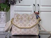Kitlife Louis Vuitton Bella Bag White and Gradient M15114 22x14x19cm - 1