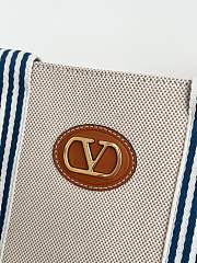 Kitlife Valentino Garavani Antibes Canvas Bag In Natural & Blue 41x33x20cm - 3