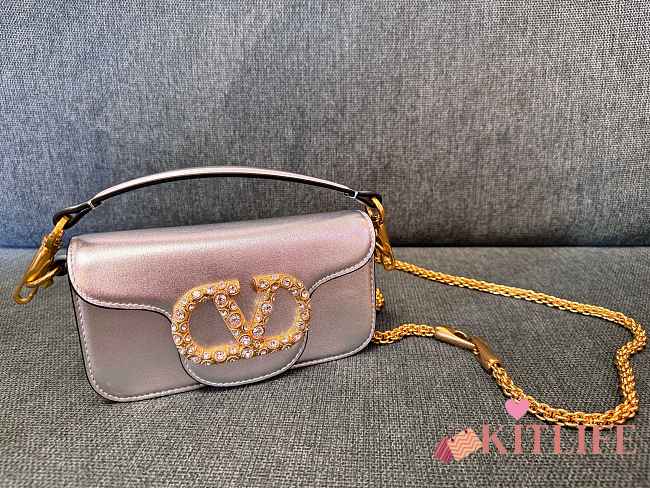 Kitlife Valentino Garavani Loco Shoulder Bag Silver With Colored Diamond Buckle 27x13x6cm - 1
