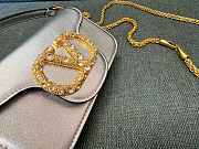 Kitlife Valentino Garavani Loco Shoulder Bag Silver With Colored Diamond Buckle 27x13x6cm - 4