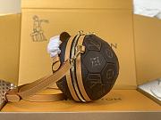 Kitlife Louis Vuitton Soccer Ball Bag Brown Monogram M13894 19x19x19cm - 4