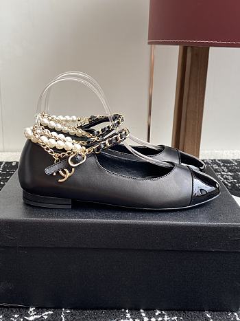 Kitlife Chanel Mary Janes Black Lambskin, Black Patent Calfskin, Imitation Pearls & Metal Shoes