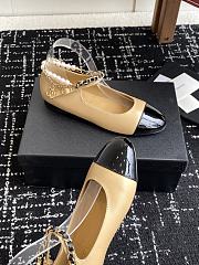 Kitlife Chanel Mary Janes Beige Lambskin, Black Patent Calfskin, Imitation Pearls & Metal Shoes - 5