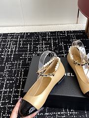 Kitlife Chanel Mary Janes Beige Lambskin, Black Patent Calfskin, Imitation Pearls & Metal Shoes - 3