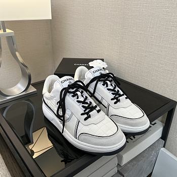 Kitlife Chanel 25 Wool Skateboard Sneakers White