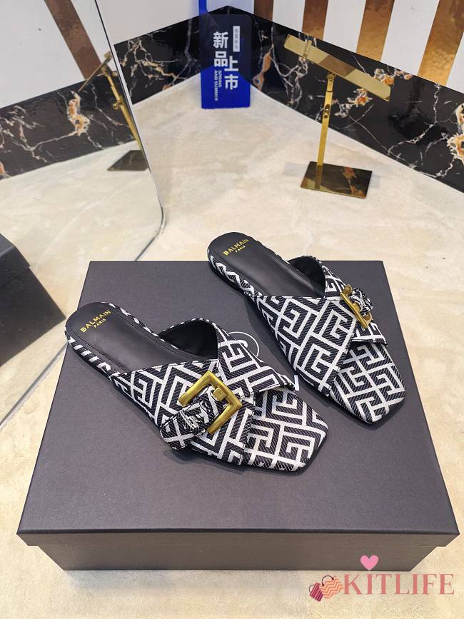 Kitlife Balmain Square-toe Slippers White & Black - 1