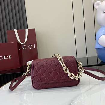 Kitlife Gucci GG Emblem Shoulder Bag In Red GG Leather 847448 20.5x13x7cm
