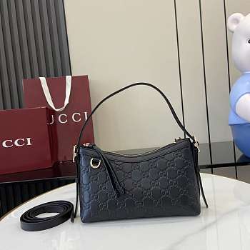 Kitlife Gucci GG Emblem Small Shoulder Bag Black 847450 22x14x8cm