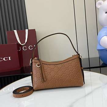 Kitlife Gucci GG Emblem Small Shoulder Bag Brown 847450 22x14x8cm